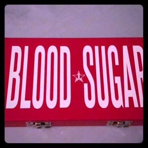 Jeffree Star blood sugar eyeshadow palette